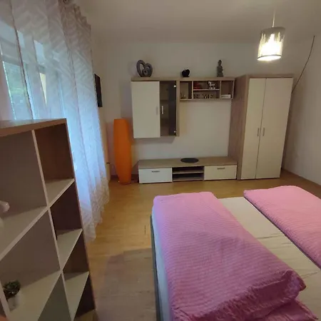 In - Balaton 45810 * Siófok